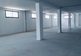 A LOUER LOCAL EN ETAGES 2240 M2 TU SUD