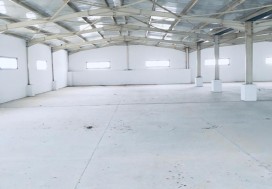A LOUER LOCAL EN ETAGES 2240 M2 TU SUD