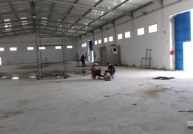 A LOUER DEPOT 1300 M2 CHARP PS TU OUEST