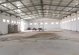 A LOUER DEPOT 1300 M2 CHARP PS TU OUEST