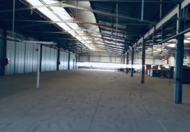A VENDRE LOCAL 8115/28624 M2 TU OUEST