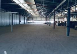 A VENDRE LOCAL 8115/28624 M2 TU OUEST