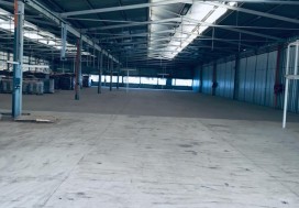 A VENDRE LOCAL 8115/28624 M2 TU OUEST
