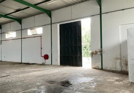 A V LOCAL 1250/4400 M2 TUN OUEST