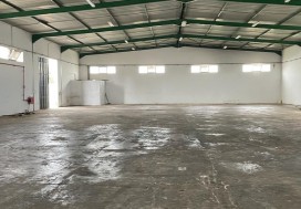 A V LOCAL 1250/4400 M2 TUN OUEST