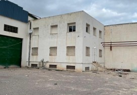 A V LOCAL INDUSTR 2830/4000 M2 TU OUEST
