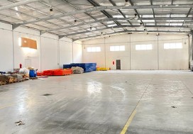 A LOUER LOCAL 4798/10010 M2 TUNIS SUD