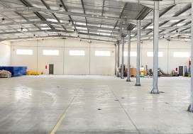 A LOUER LOCAL 4798/10010 M2 TUNIS SUD