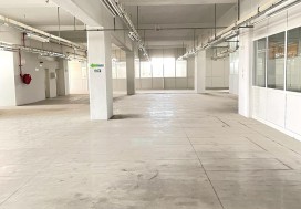 A LOUER LOCAL 3900 M2 TUNIS OUEST