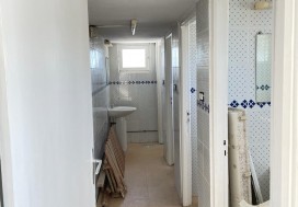 A LOUER LOCAL 1400 EXT A 3500 M2 LAC