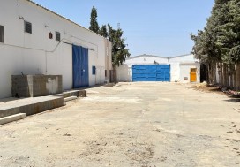 A LOUER LOCAL 1200 M2 J OUST