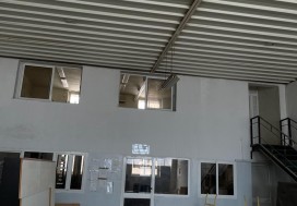 A LOUER LOCAL 4300 M2/1HA TU SUD