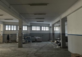 A VENDRE LOCAL 2461/3517 M2 TUNIS SUD