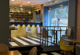 A VENDRE SALON HS DE THE 220 M2 ARIANA
