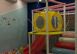A VENDRE SALON HS DE THE 220 M2 ARIANA