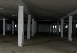 A L DEUX DEPOTS DALLE 2497 M2 TU SUD