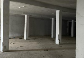 A L DEUX DEPOTS DALLE 2497 M2 TU SUD