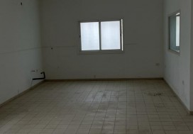 A LOUER DEPOT COMMERCE 900 M2 ARIANA
