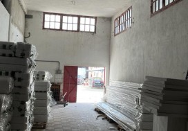 A LOUER LOCAL 3200 M2 R1 TUN SUD