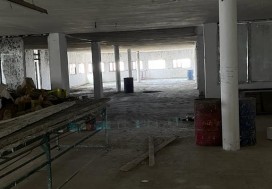 A LOUER LOCAL 3200 M2 R1 TUN SUD