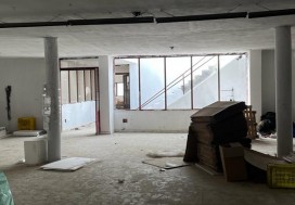 A LOUER LOCAL 3200 M2 R1 TUN SUD