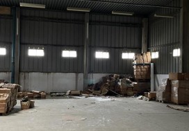 A VENDRE LOCAL 1668/3000 M2 CHARGUIA