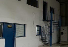 A VENDRE LOCAL 1668/3000 M2 CHARGUIA