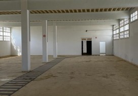 A VENDRE LOCAL 3470/3366 M CHARGUIA
