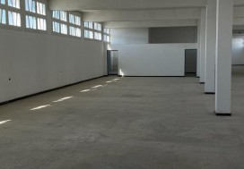 A VENDRE LOCAL 3470/3366 M CHARGUIA