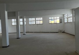 A VENDRE LOCAL 3470/3366 M CHARGUIA