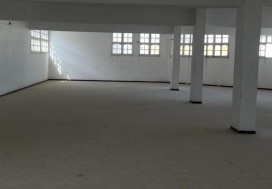 A VENDRE LOCAL 3470/3366 M CHARGUIA