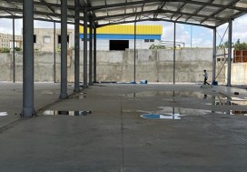 A LOUER LOCAL 2128/3360 M2 TUN SUD