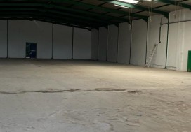 A LOUER LOCAL 1320 M2 TUNIS OUEST