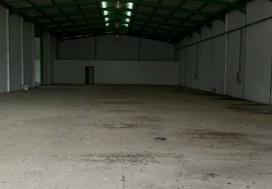 A LOUER LOCAL 880 M2 TUNIS OUEST
