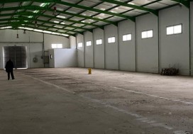 A LOUER LOCAL 1100 M2 TUNIS OUEST