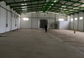 A LOUER LOCAL 1100 M2 TUNIS OUEST
