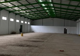 A LOUER LOCAL 1100 M2 TUNIS OUEST