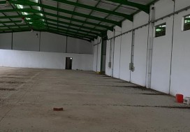 A LOUER LOCAL 1100 M2 TUNIS OUEST