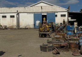 A V 3 LOCAUX 2616/14754 M2 TUN SUD