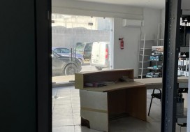 AV FC 495 M2 TOUT COMMERCE CHARGUIA