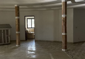 A VENDRE LOCAL 2700/2495 M2 CHARGUIA