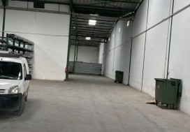 A VENDRE LOCAL 4600/7500 M2 TUNIS NORD