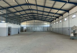 A LOUER LOCAL 1100/2257 M2 ZAGHOUAN