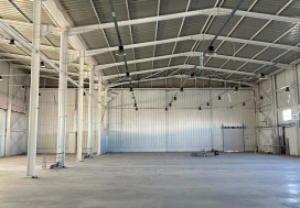 A LOUER LOCAL 2472/6500 M2 BIZERTE