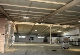 AL LOCAL  7000/15000 M2 TUNIS SUD