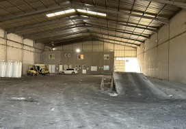 A LOUER LOCAL 3360/4500 M2 TUNIS OUEST