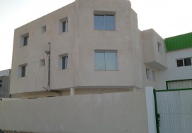A LOUER LOCAL INDUSTR 2000 M2 TUN SUD