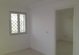 A LOUER LOCAL INDUSTR 2000 M2 TUN SUD