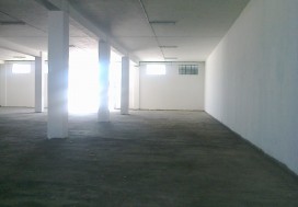 A LOUER DEPOT 3600 M2 RDC RADES