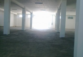 A LOUER DEPOT 3600 M2 RDC RADES
